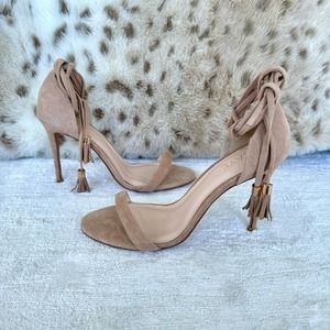 RAYE Heels